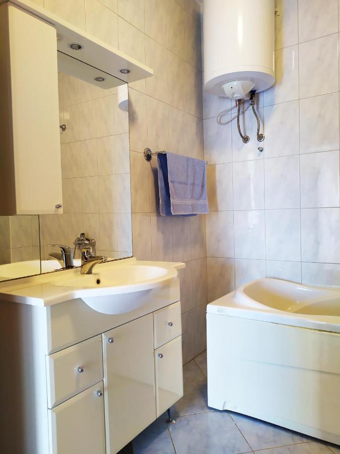 Apartments Samodol Vodice Kültér fotó