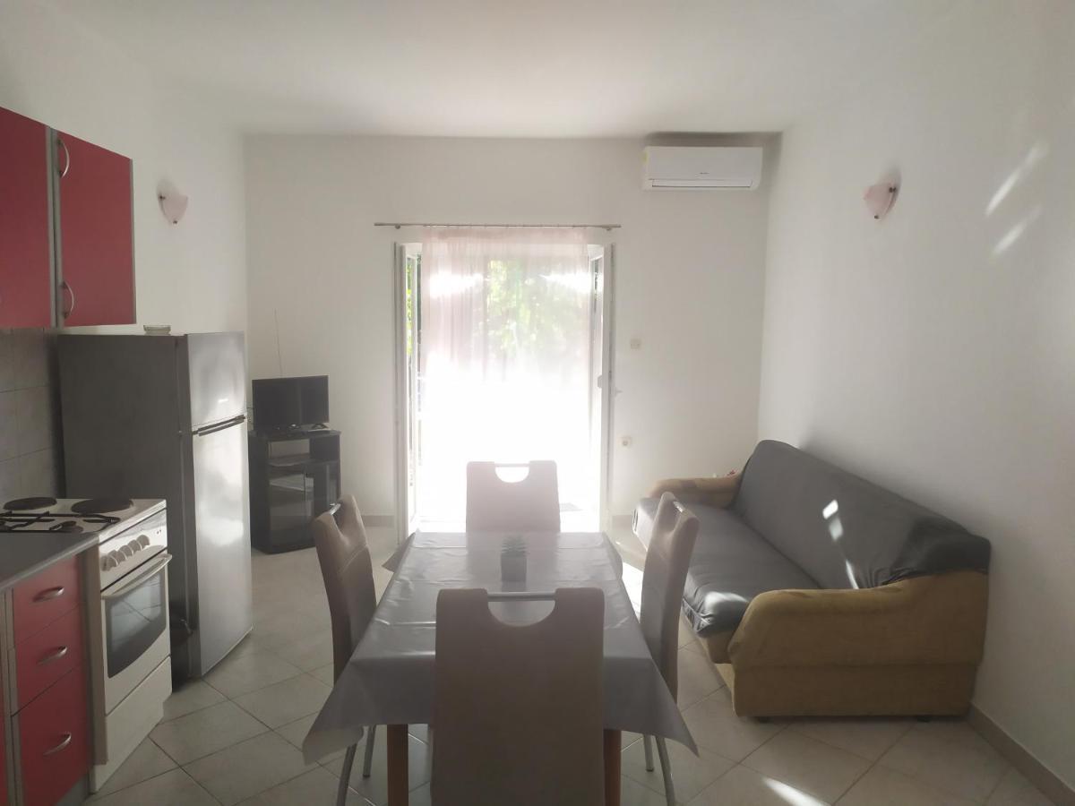 Apartments Samodol Vodice Kültér fotó